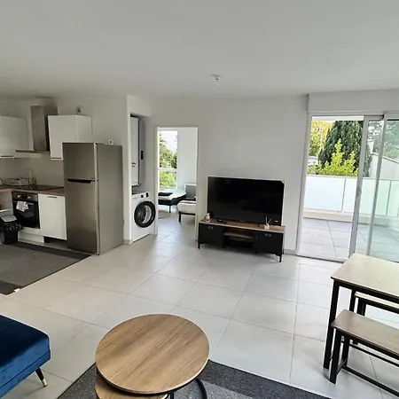 T3 Design Arenes 5 Min Parking Prive Fibre 6 Pers
